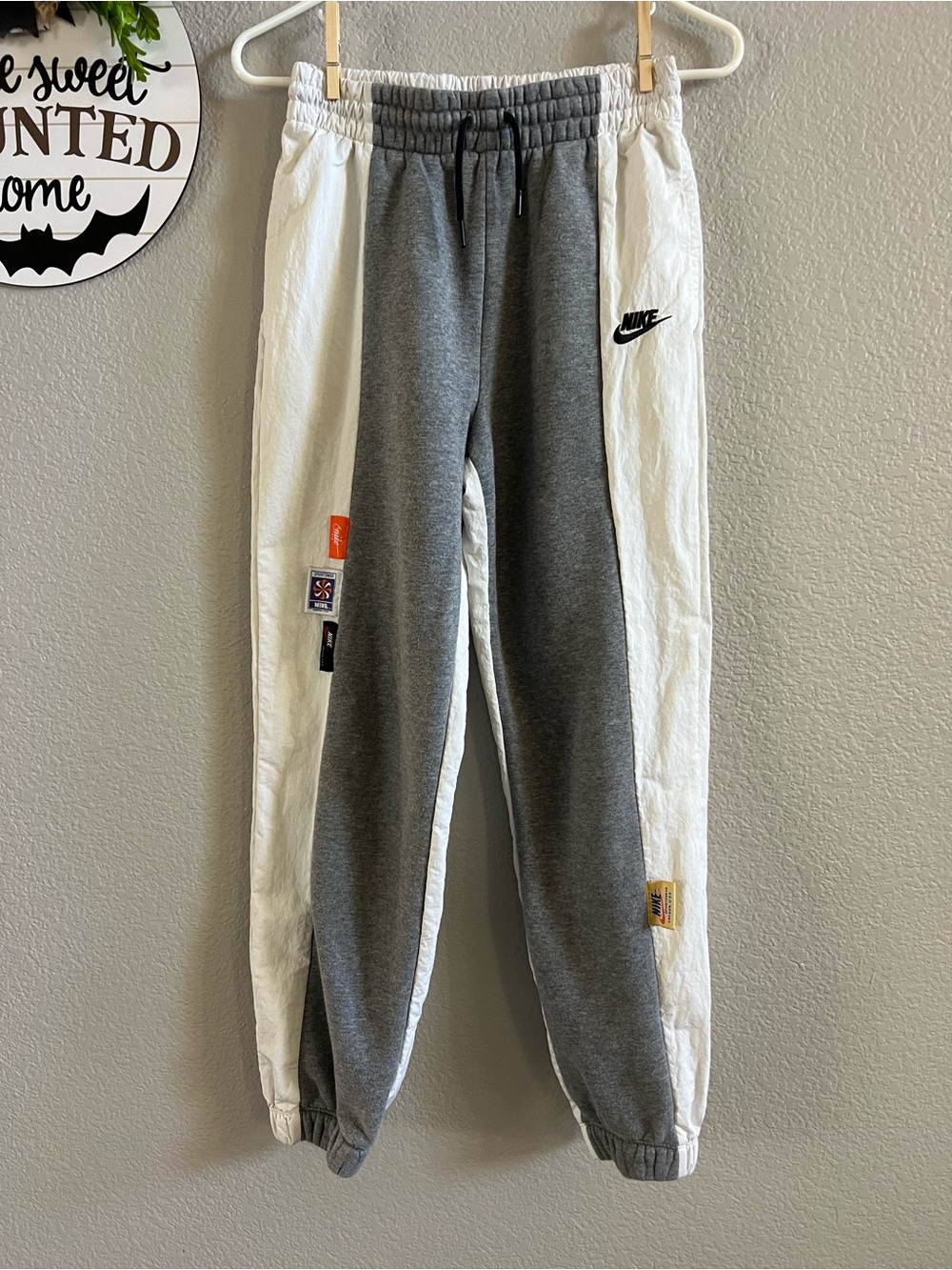 Nike Sportswear Joggers Grey and White Colorblock Jogger Pants Size XS
